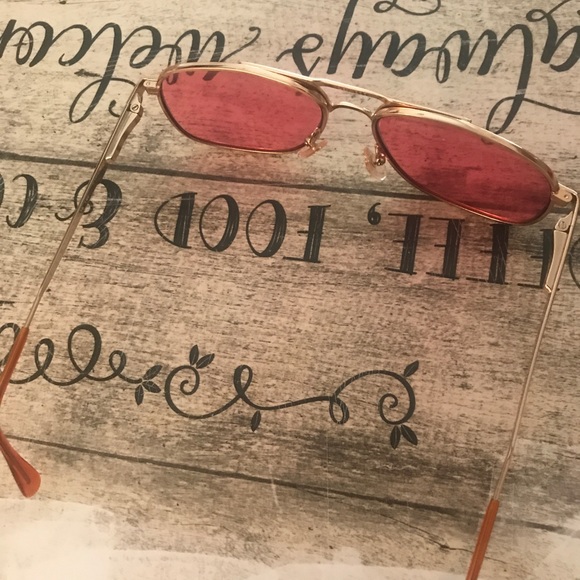 Rare "Vintage Frames Company" Red lens sunglasses - Picture 5 of 5